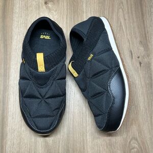 Teva black quilted ReEmber sneakers size 10